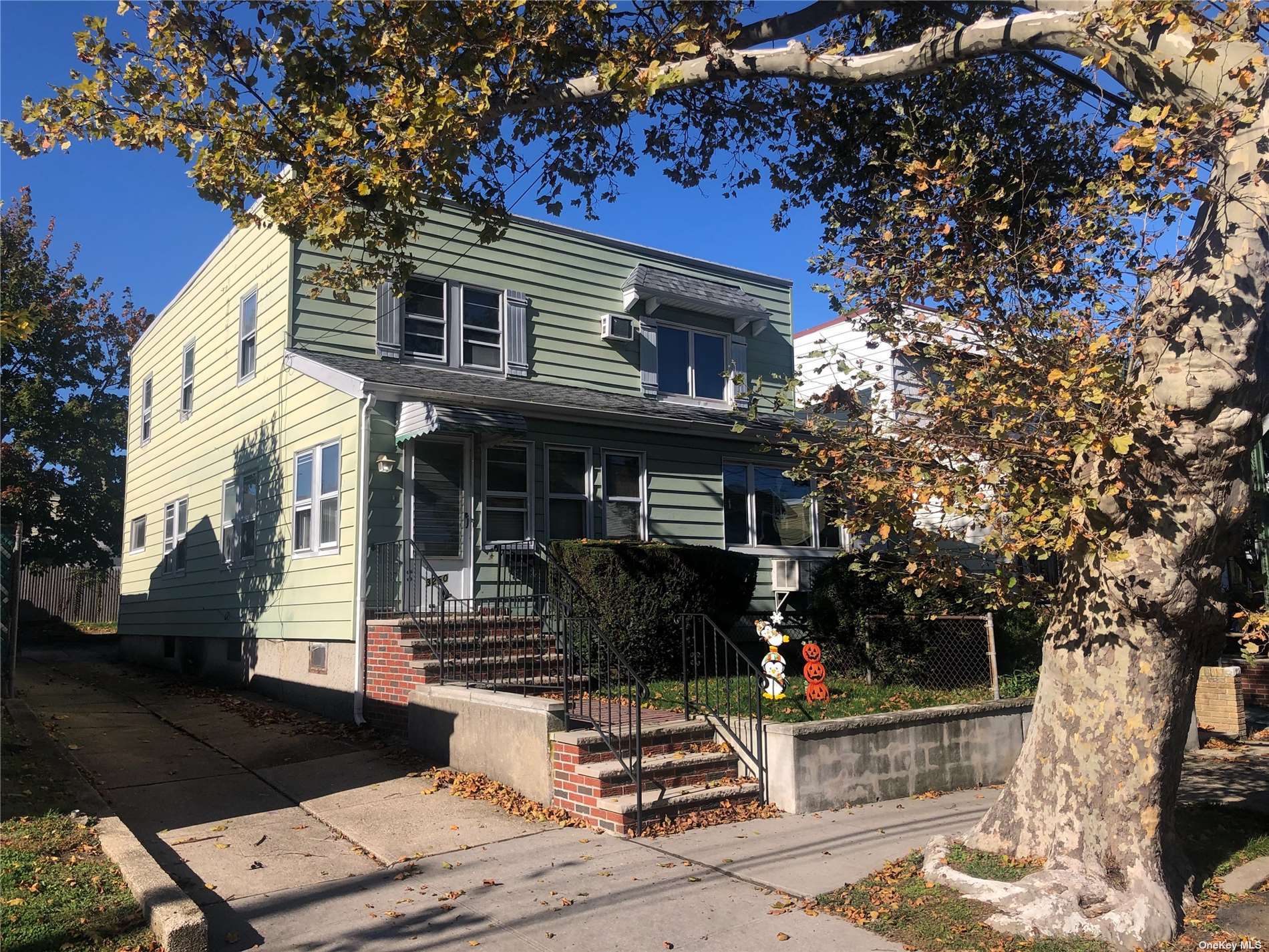 #1 photo, 32-50 203rd Street, কুইন্‌স Bayside , NY 11361