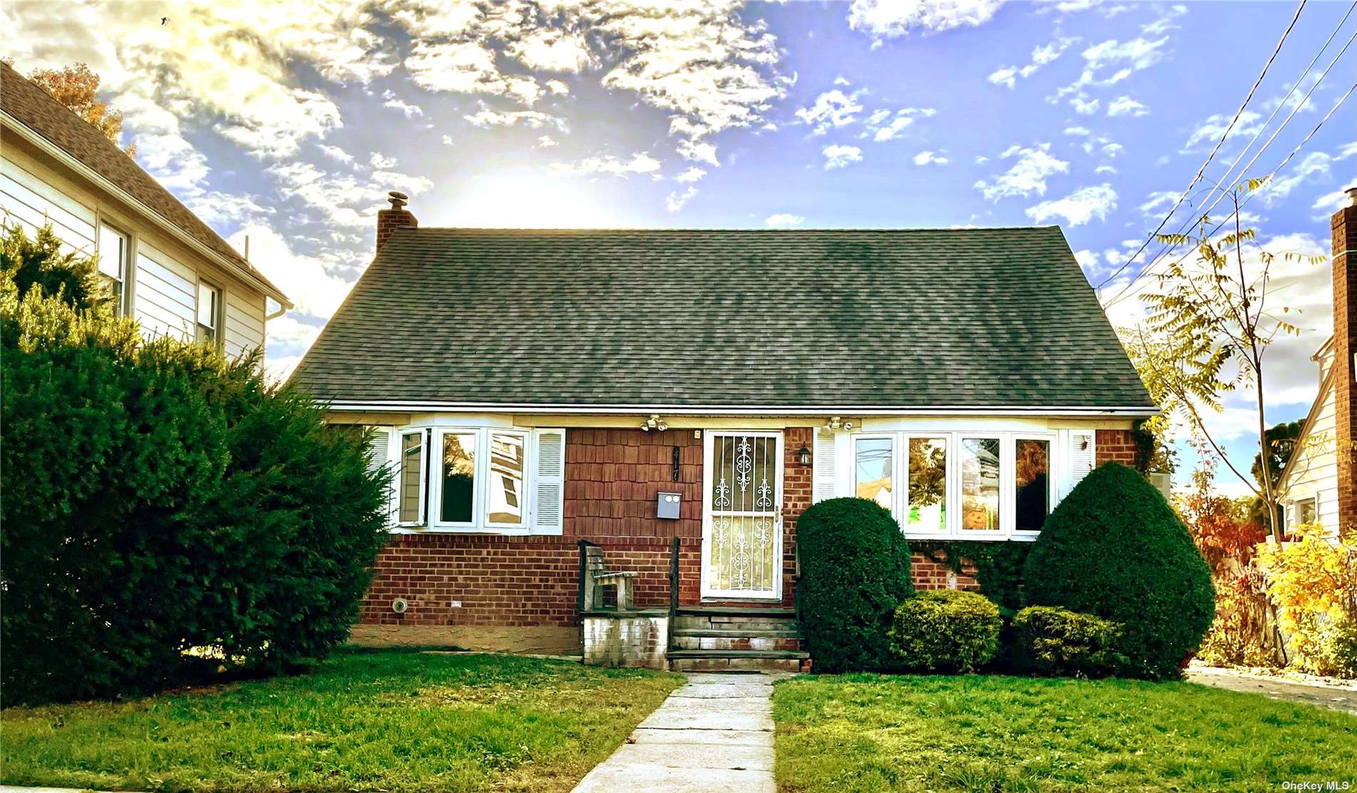 #1 photo, 417 Burkhard Avenue, 長島 Mineola , NY 11501