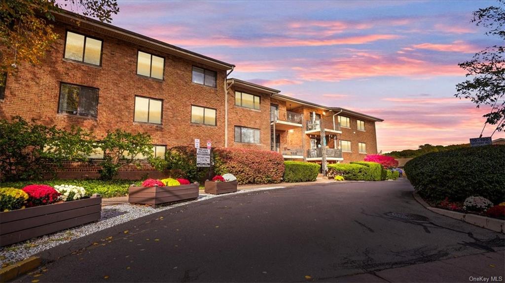 #1 photo, 10 Gateway Road, 纽约州 Yonkers , NY 10703