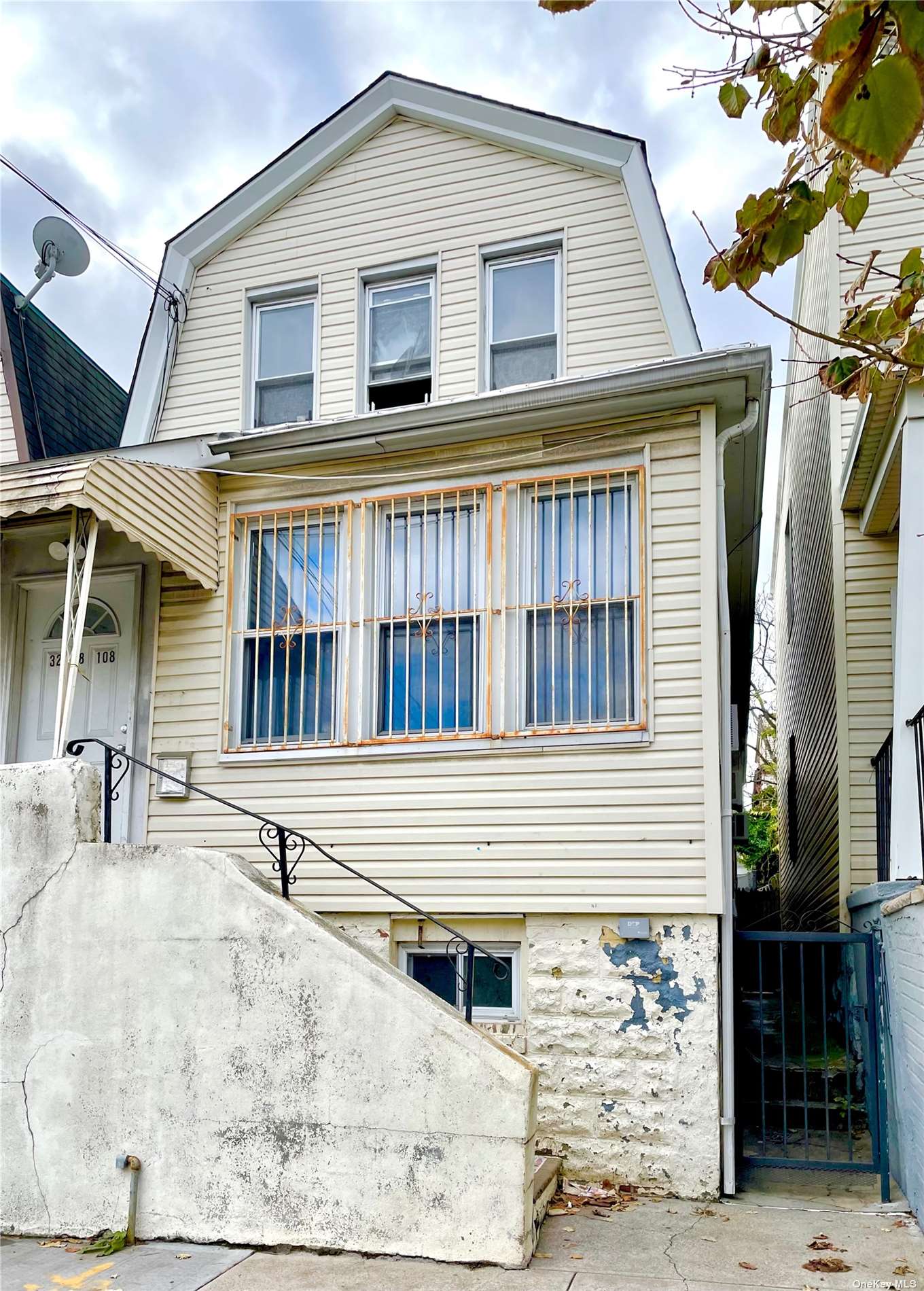 #1 photo, 32-48 108th Street, 皇后区 艾姆赫斯特 East Elmhurst , NY 11369