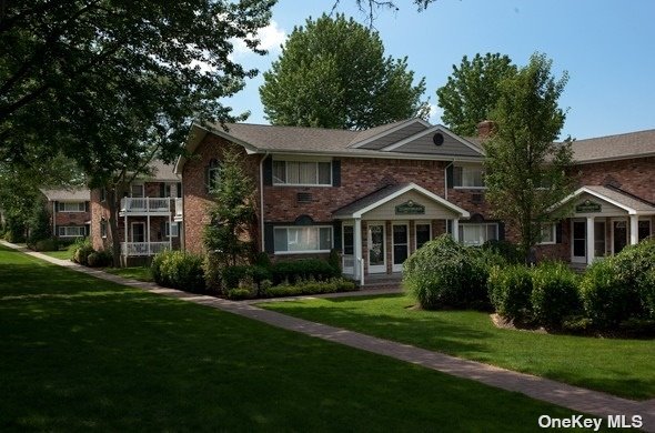 #1 photo, 70 Middleton Road, 东长岛 Bohemia , NY 11716