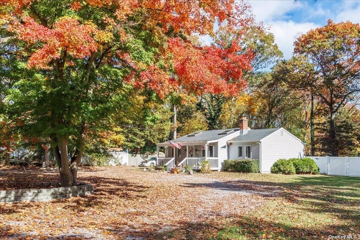 #1 photo, 5 S Swezeytown Road, Саффолк ‖ Middle Island , NY 11953