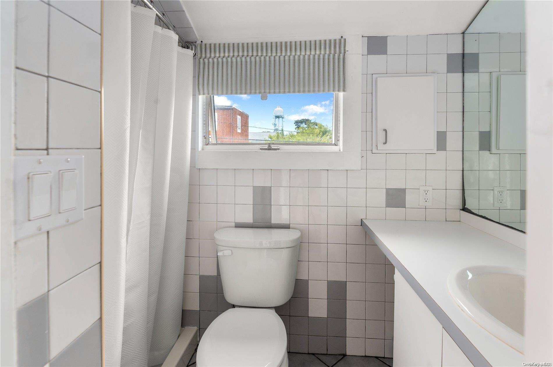 #14 photo, 300 Cottage Walk, Ocean Beach , NY 11770