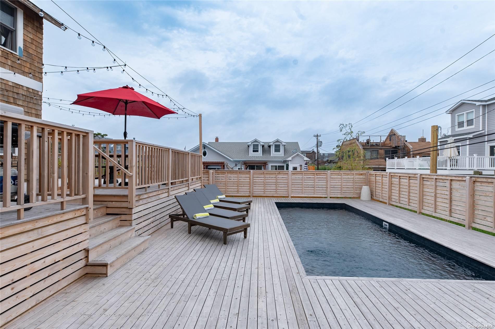 #17 photo, 300 Cottage Walk, Ocean Beach , NY 11770