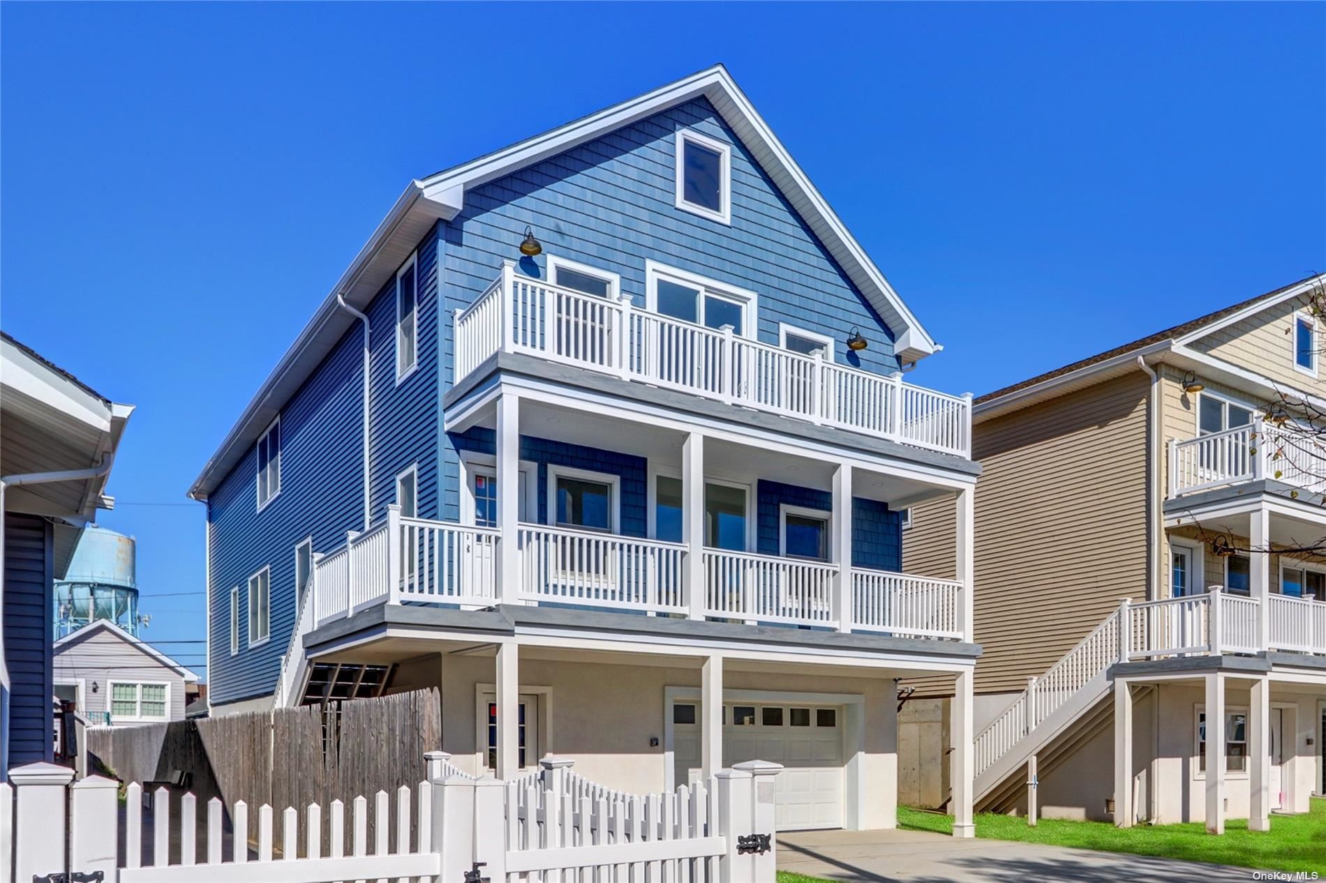 #1 photo, 91 E Fulton Street, 長島 長灘 Long Beach , NY 11561