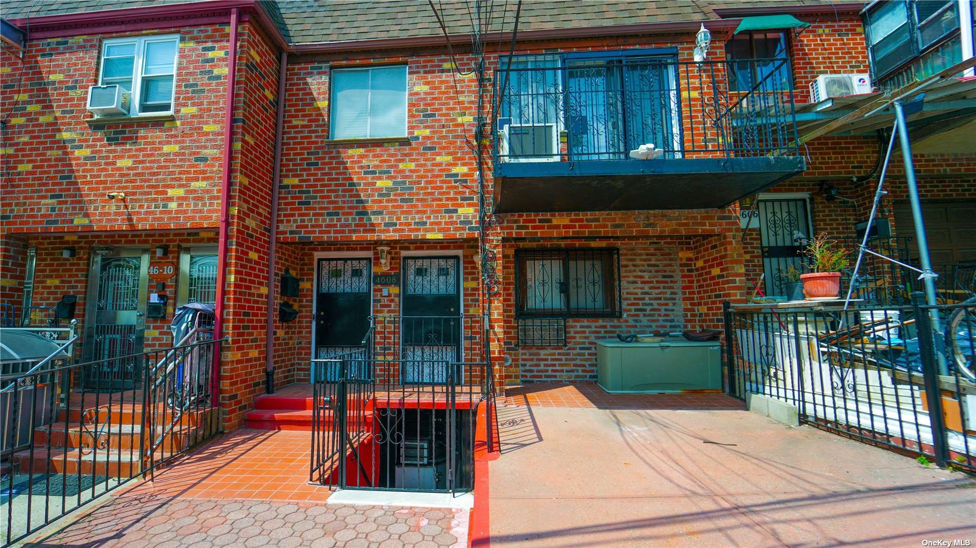 #1 photo, 46-08 74th Street, 皇后区 艾姆赫斯特 Elmhurst , NY 11373