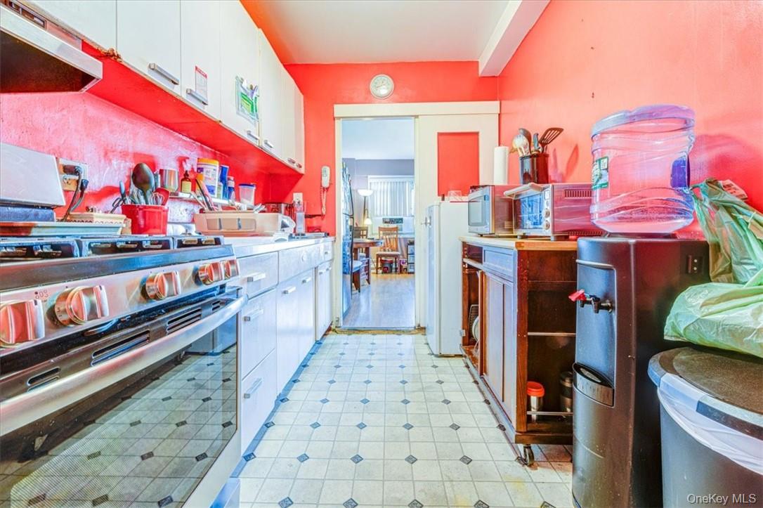 #8 photo, 8 Fordham Hill Oval, ブロンクス区 Bronx , NY 10468