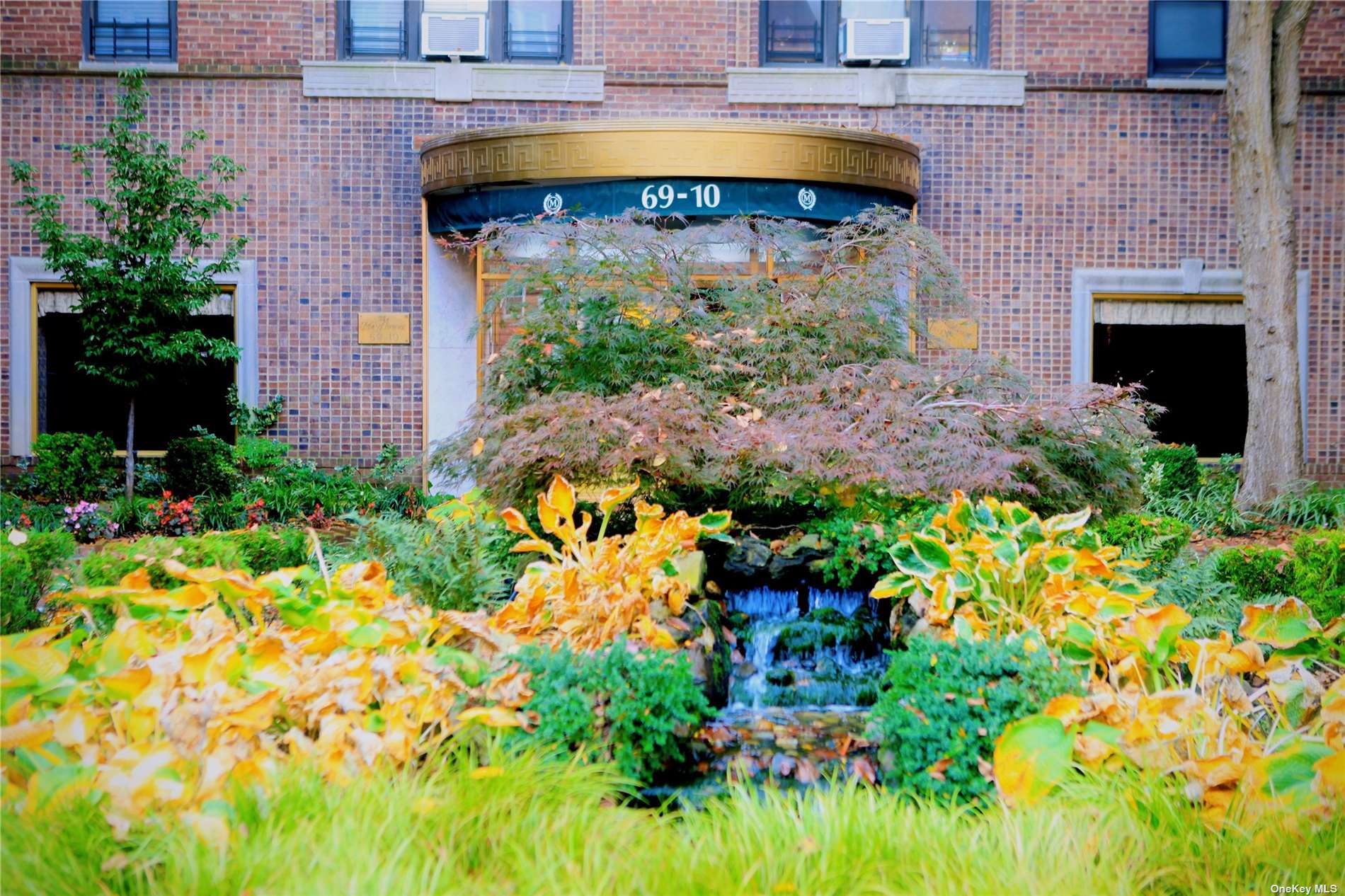 #1 photo, 69-10 Yellowstone Boulevard, 皇后區 森林小丘 Forest Hills , NY 11375