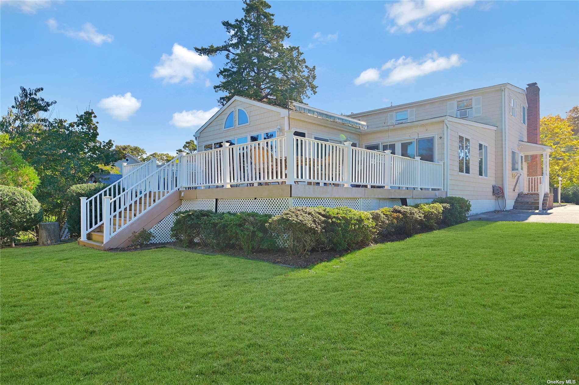 #1 photo, 615 E Legion Avenue, 東長島 Mattituck , NY 11952