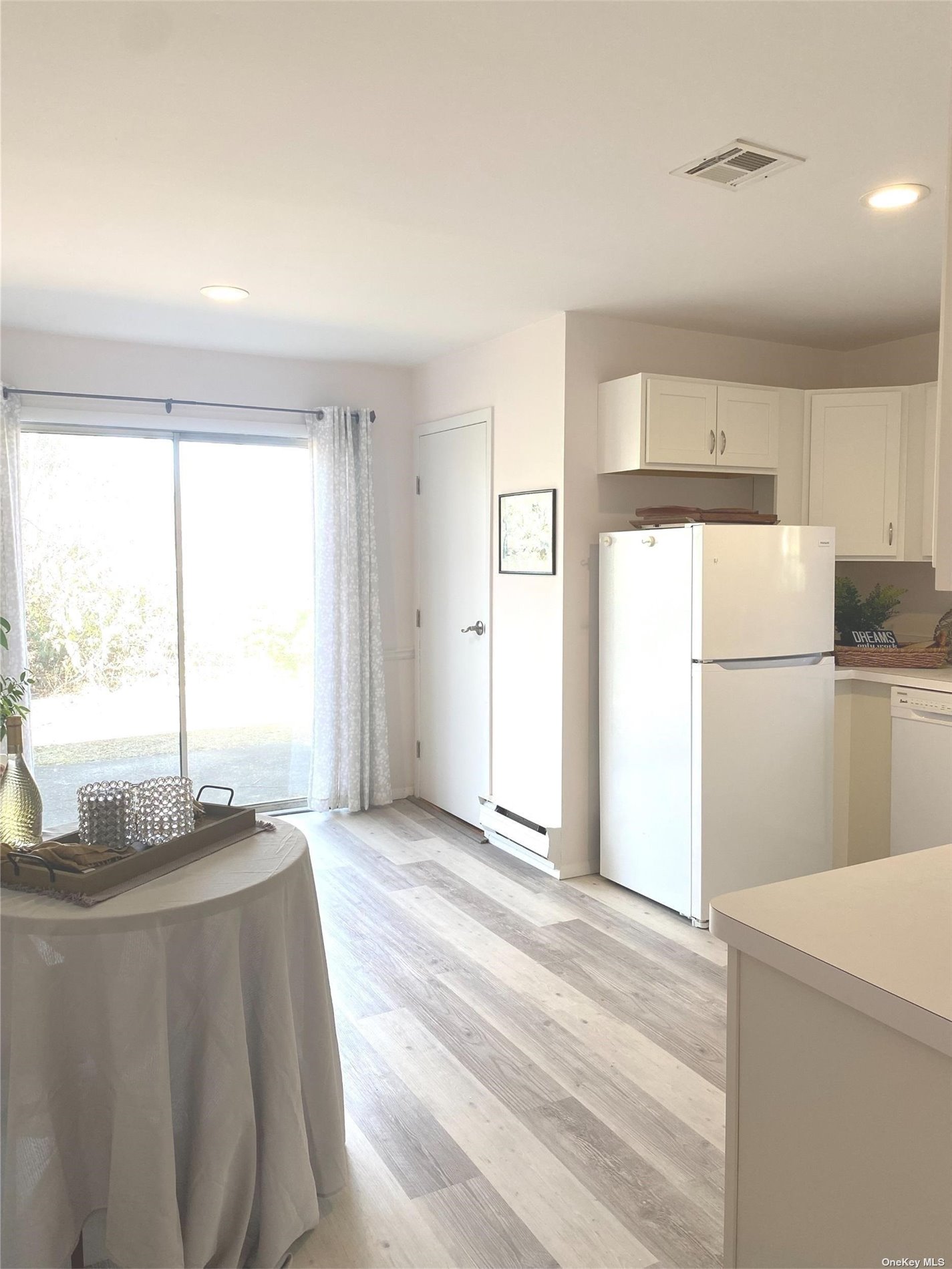 #1 photo, 364 Sheffield Court, 東長島 Ridge , NY 11961