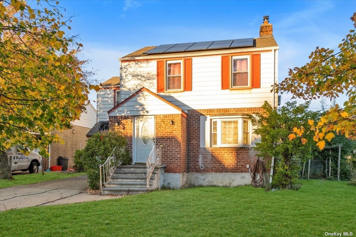 #1 photo, 76 Barbara Street, 長島 Elmont , NY 11003