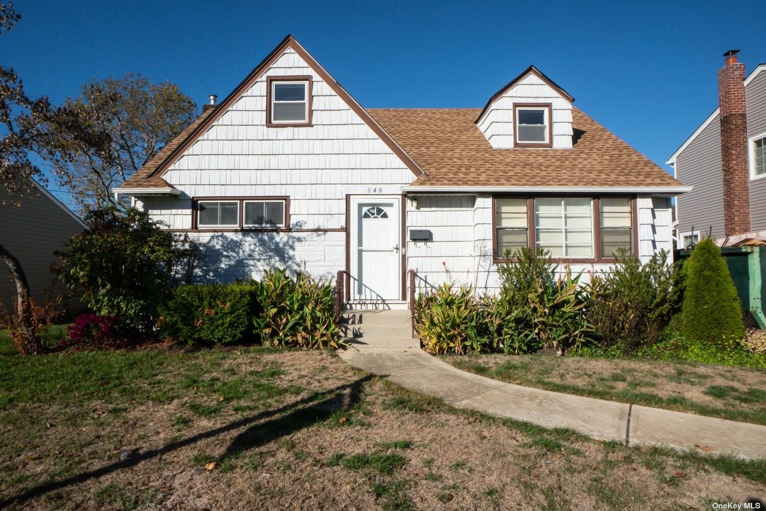 #1 photo, 848 Helene Street, 長島 Wantagh , NY 11793