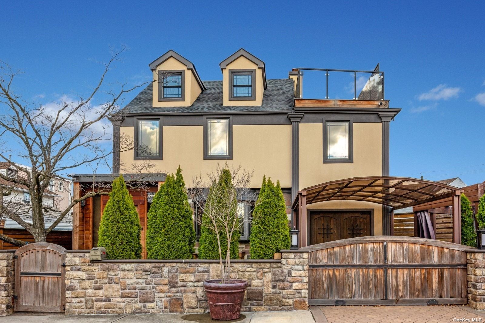 #1 photo, 62-11 83rd Street, 皇后區 中村 Middle Village , NY 11379