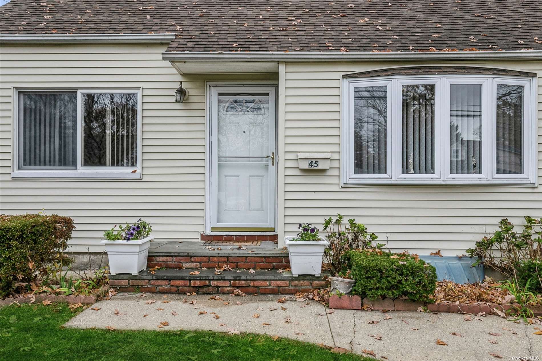 #1 photo, 45 Totten Avenue, Deer Park , NY 11729