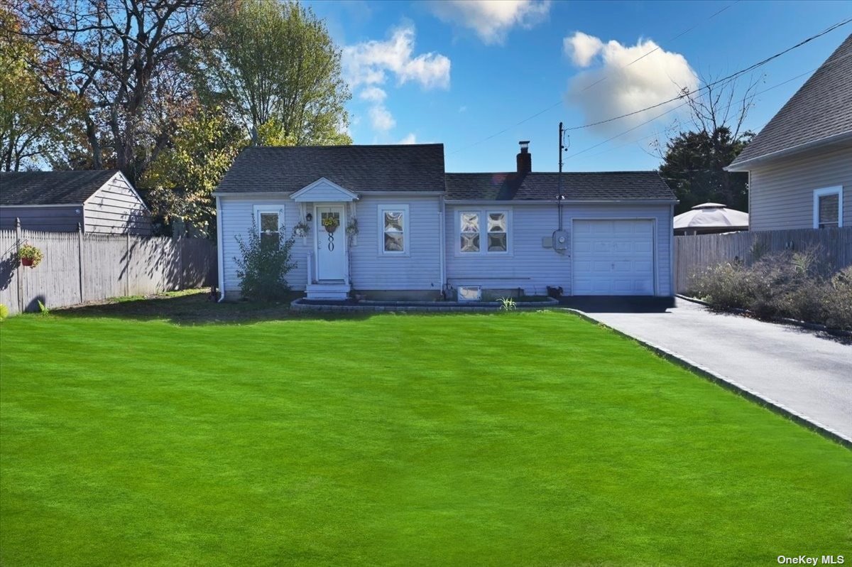 #1 photo, 80 Kensington Court, 東長島 Copiague , NY 11726