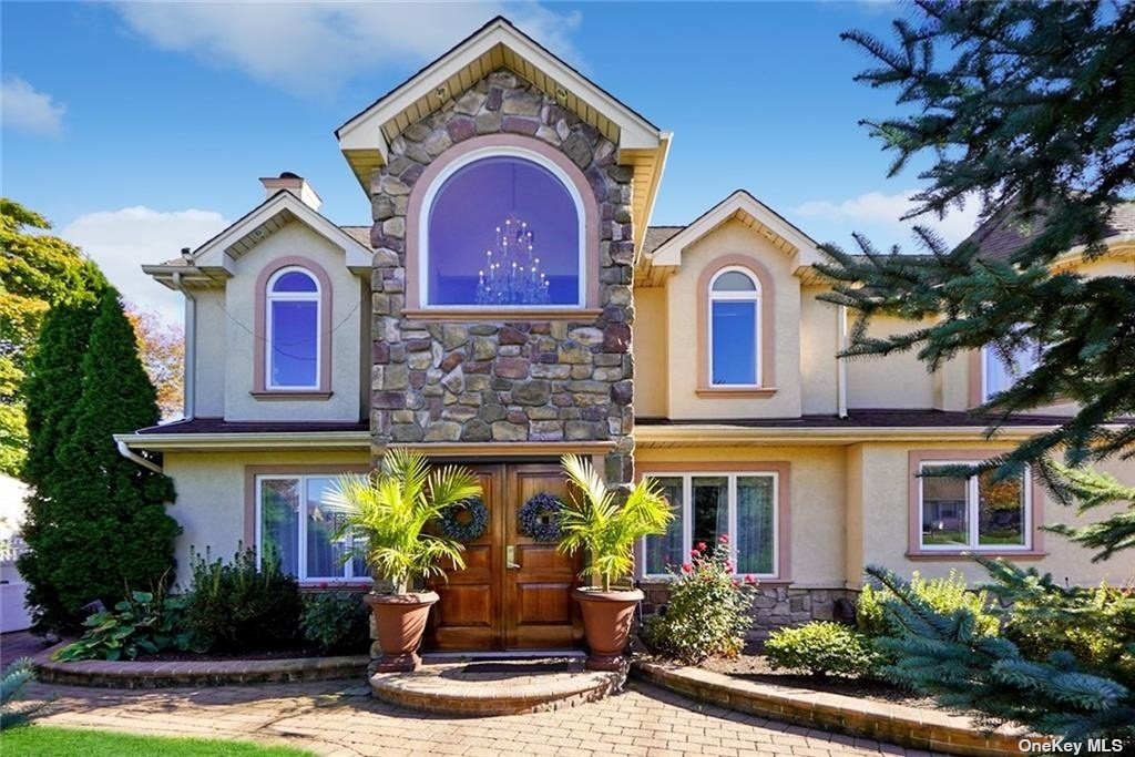 #1 photo, 71 Wolcott Road, 长岛 Levittown , NY 11756