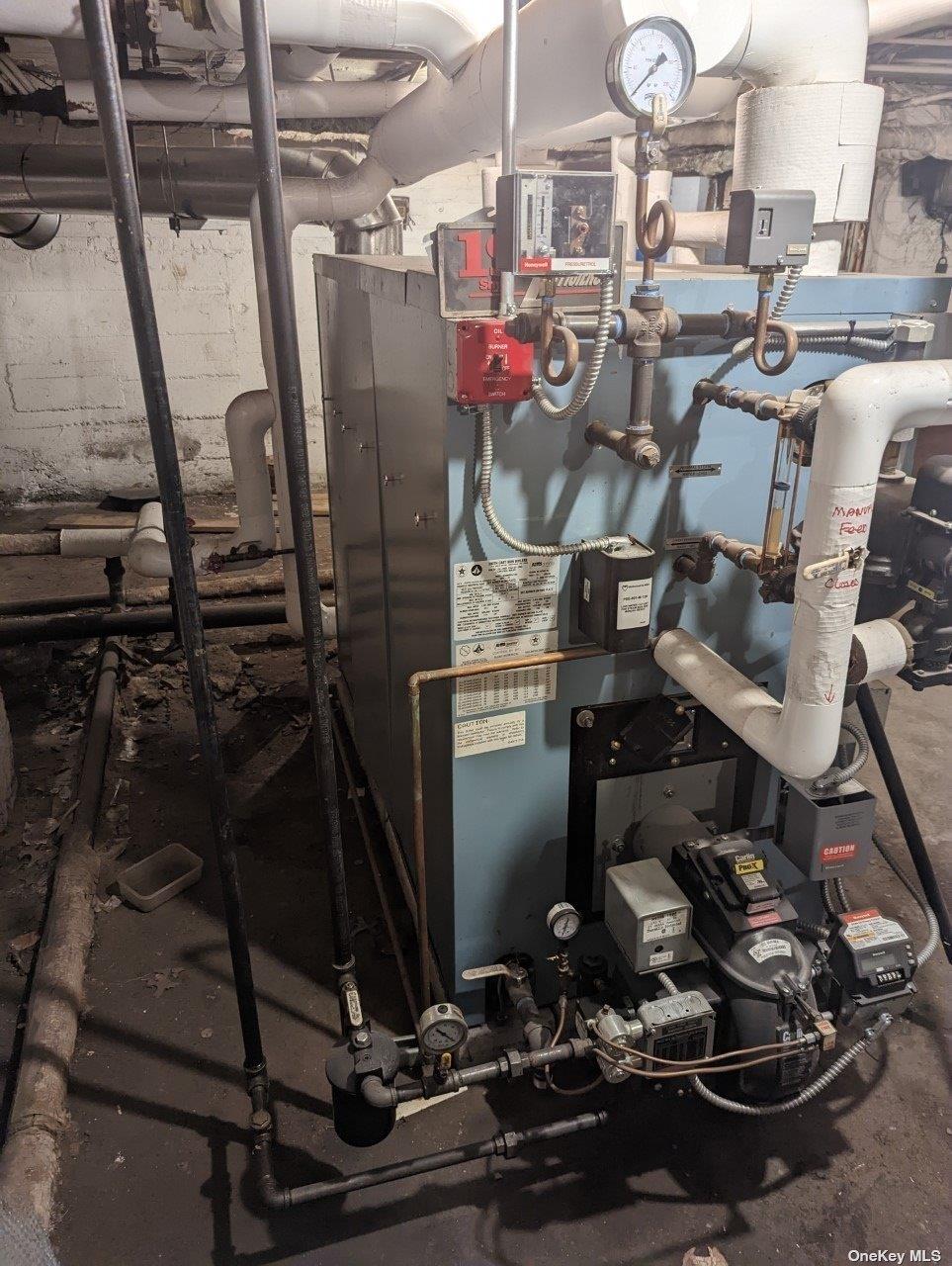 #5 photo, 35-54 95th Street, クイーンズ区 Jackson Heights , NY 11372