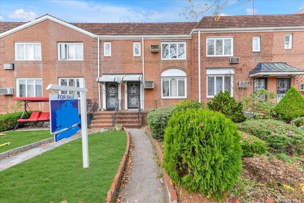 #1 photo, 141-29 71st Avenue, 皇后區 秋園 Kew Garden Hills , NY 11367