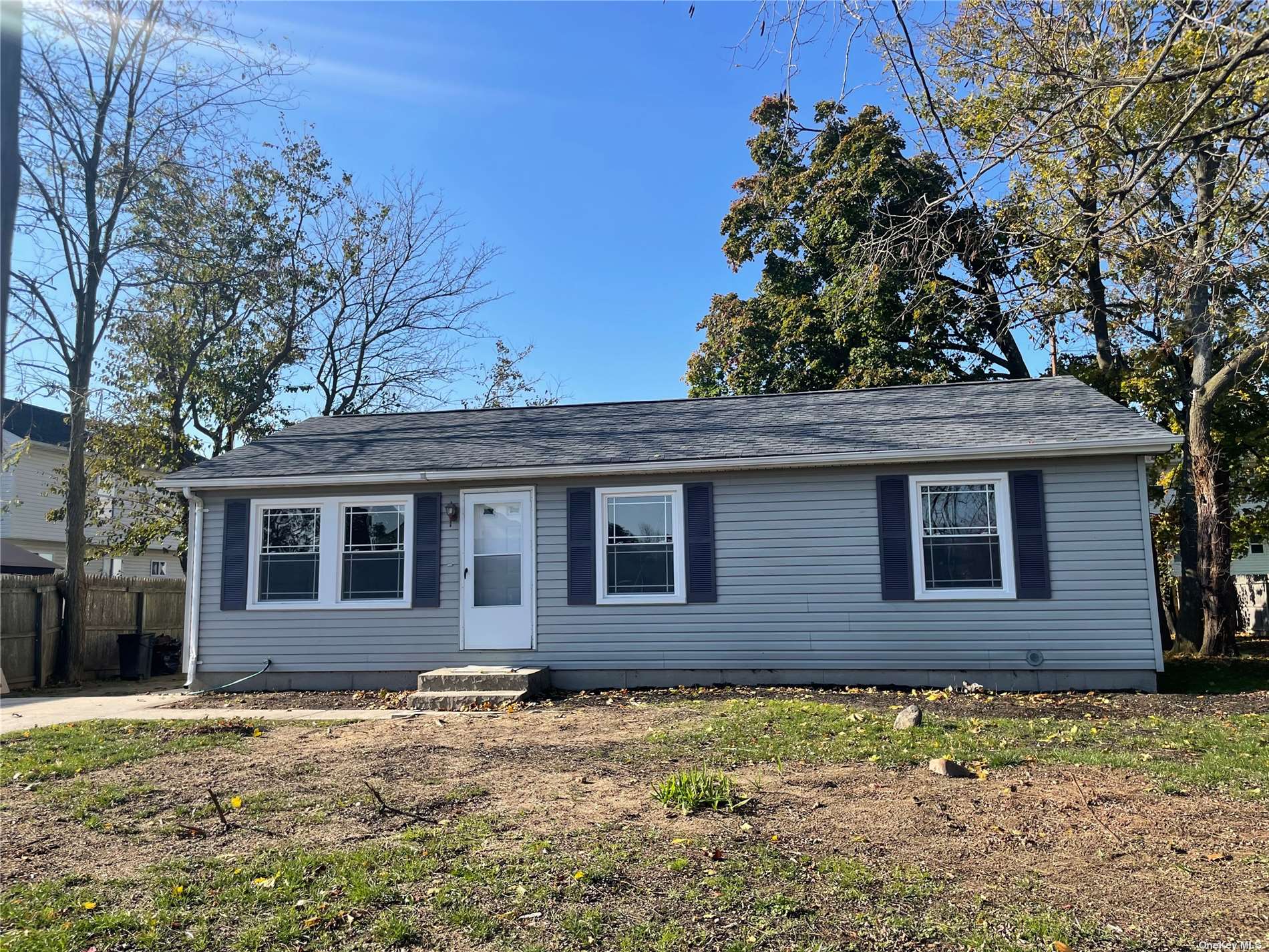 #1 photo, 26 S 24th Street, 東長島 Wyandanch , NY 11798