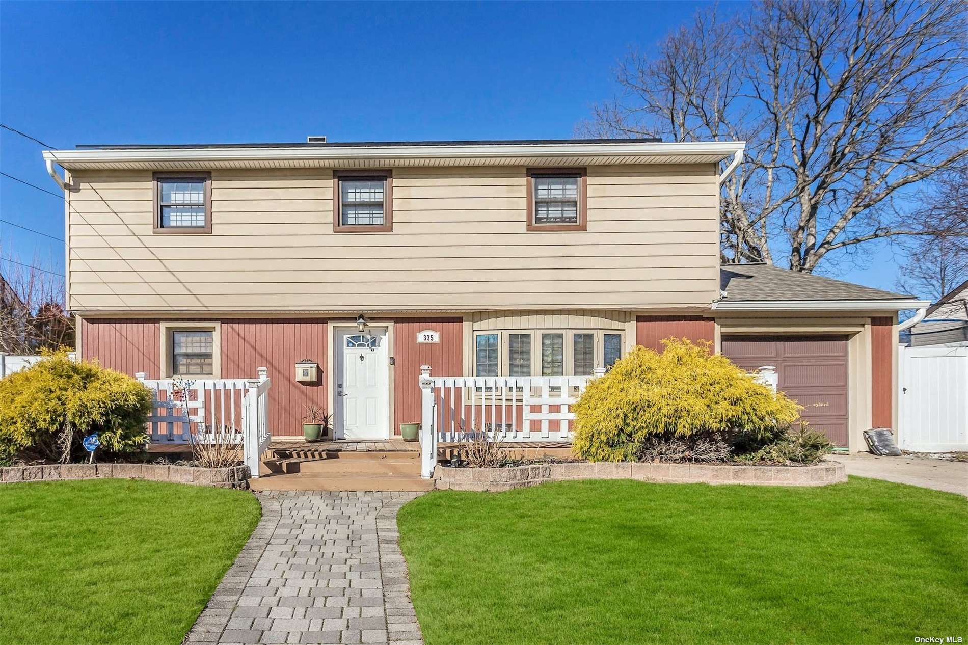 #1 photo, 335 Wicks Avenue, 東長島 Babylon , NY 11703