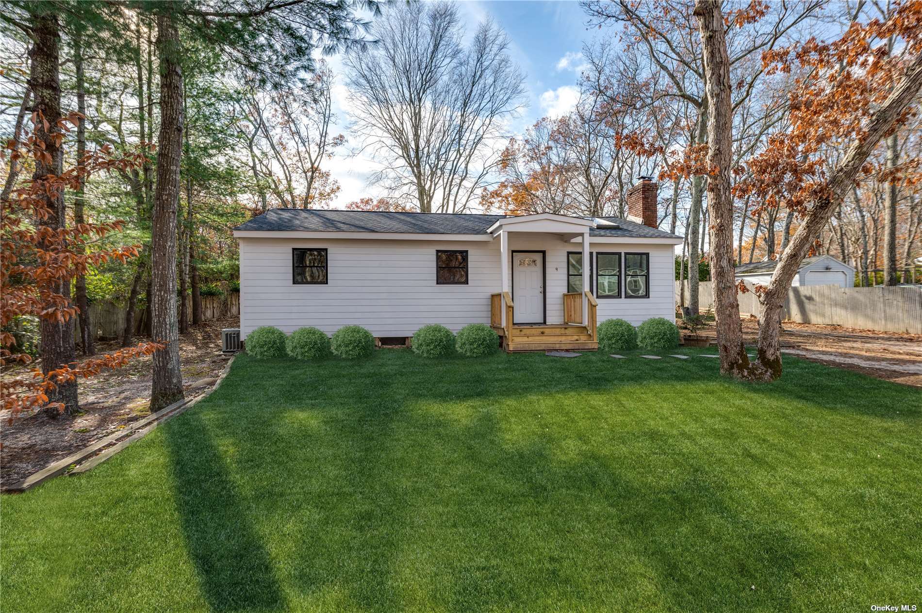 #1 photo, 9 Hawthorne Avenue, 東長島 汉普顿 East Hampton , NY 11937