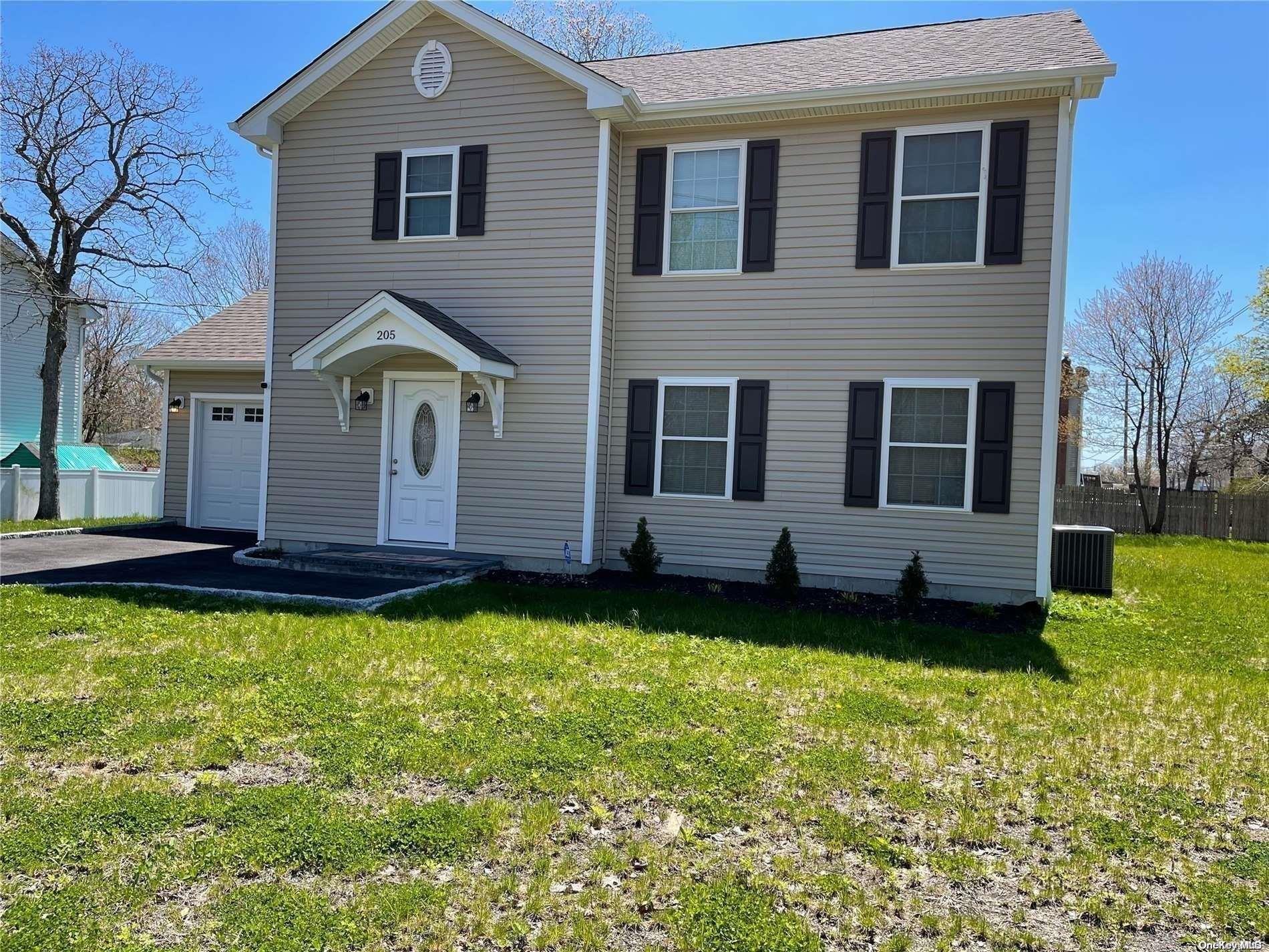 #1 photo, 205 William Floyd Pk, 东长岛 Shirley , NY 11967