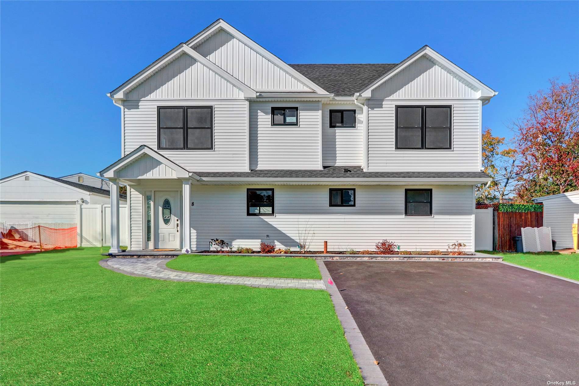 #1 photo, 8 Gull Road, 長島 Hicksville , NY 11801