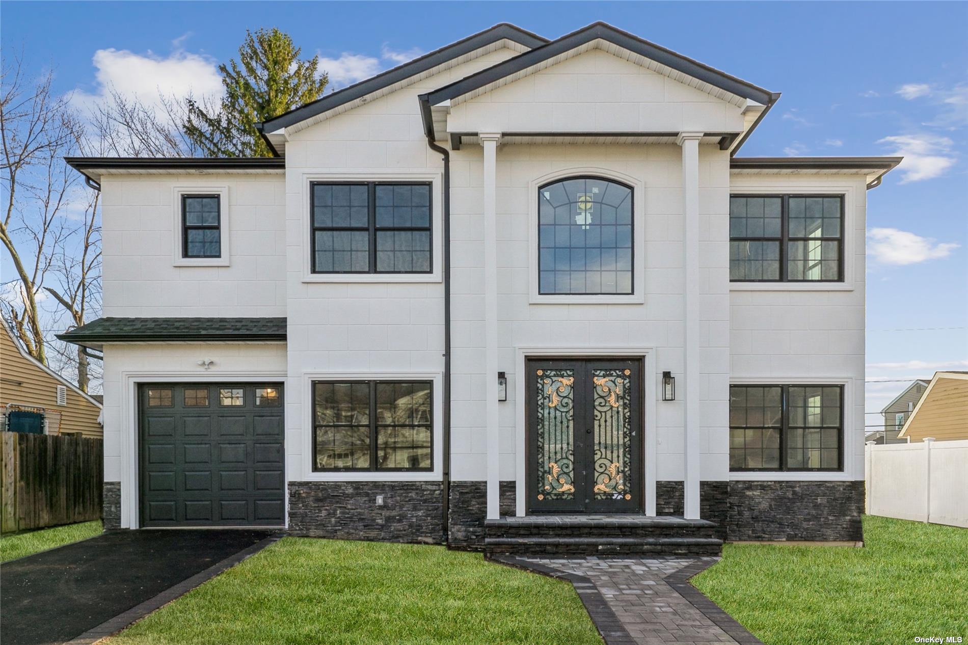 #1 photo, 57 Bobwhite Lane, 長島 Hicksville , NY 11801