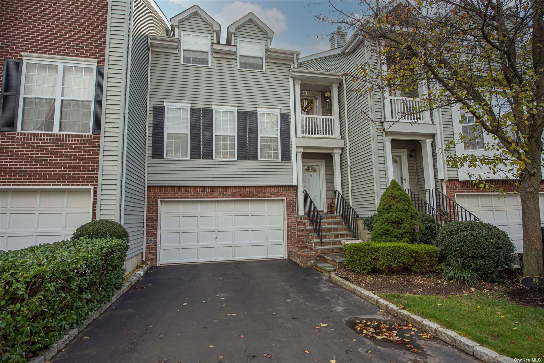 #1 photo, 83 Paddington Cir, 東長島 史密斯敦 Smithtown , NY 11787