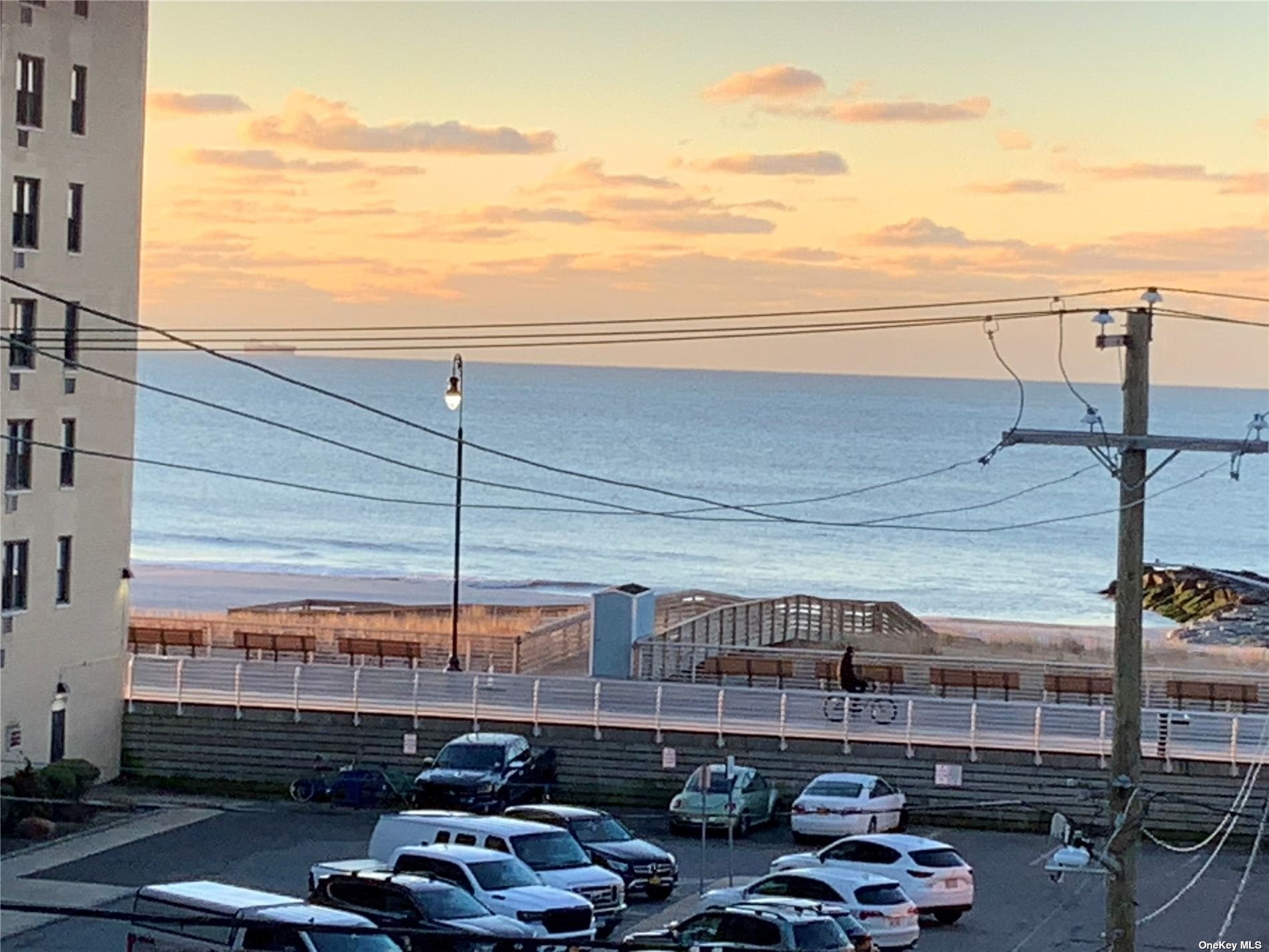 #1 photo, 55 Monroe Boulevard, 長島 長灘 Long Beach , NY 11561