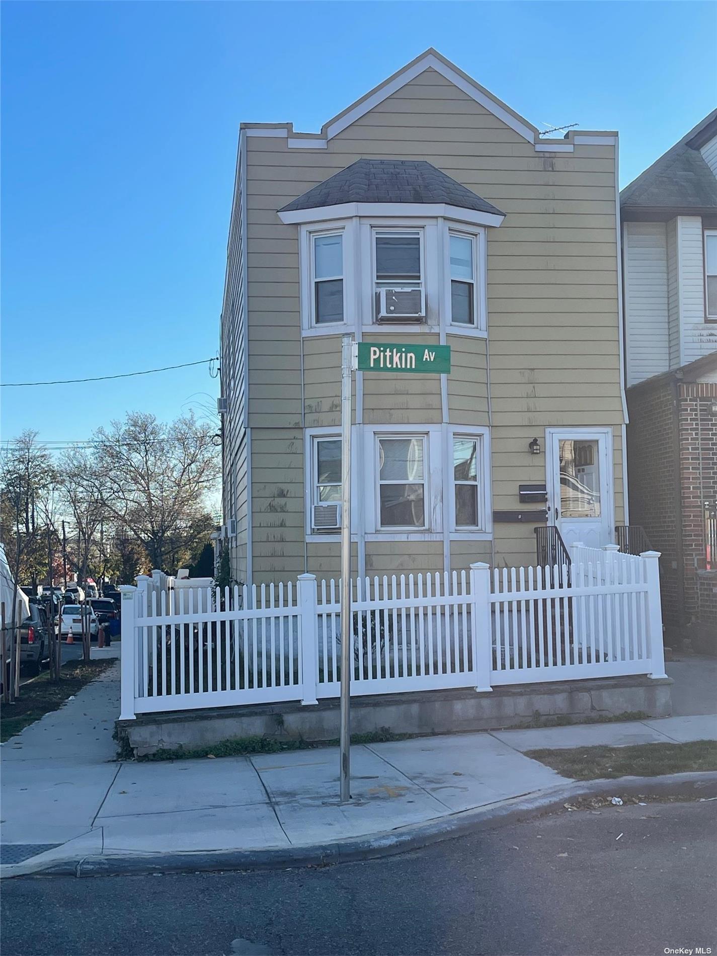 #1 photo, 94-20 Pitkin Avenue, 皇后區 奧松公園 Ozone Park , NY 11417