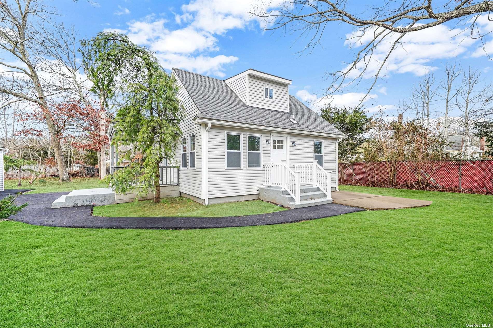 #1 photo, 11 Washington Avenue, 東長島 Mastic Beach , NY 11951