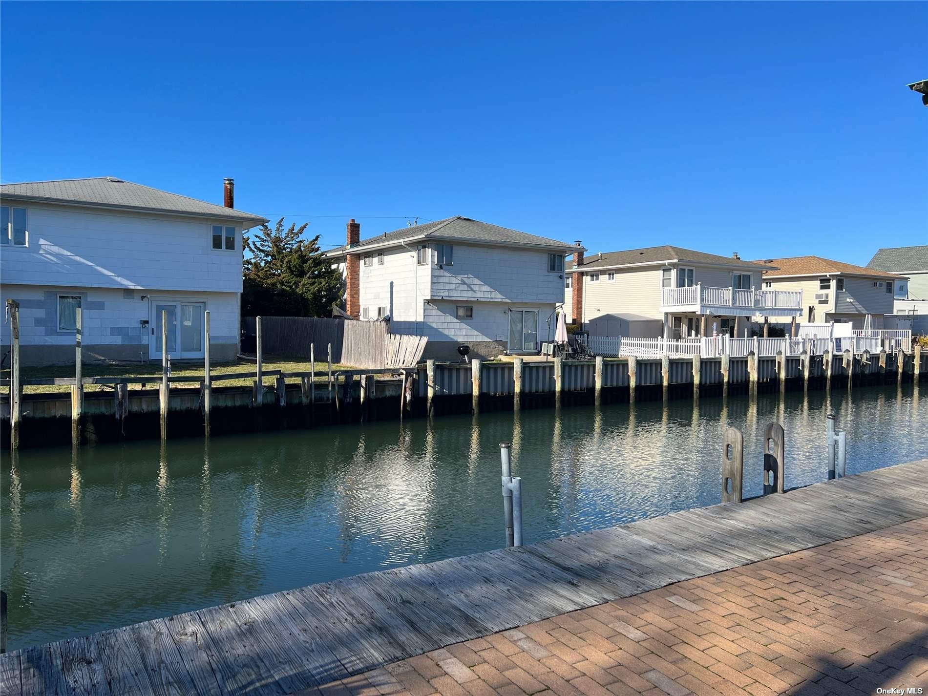 #1 photo, 510 Nassau Avenue, 長島 Freeport , NY 11520