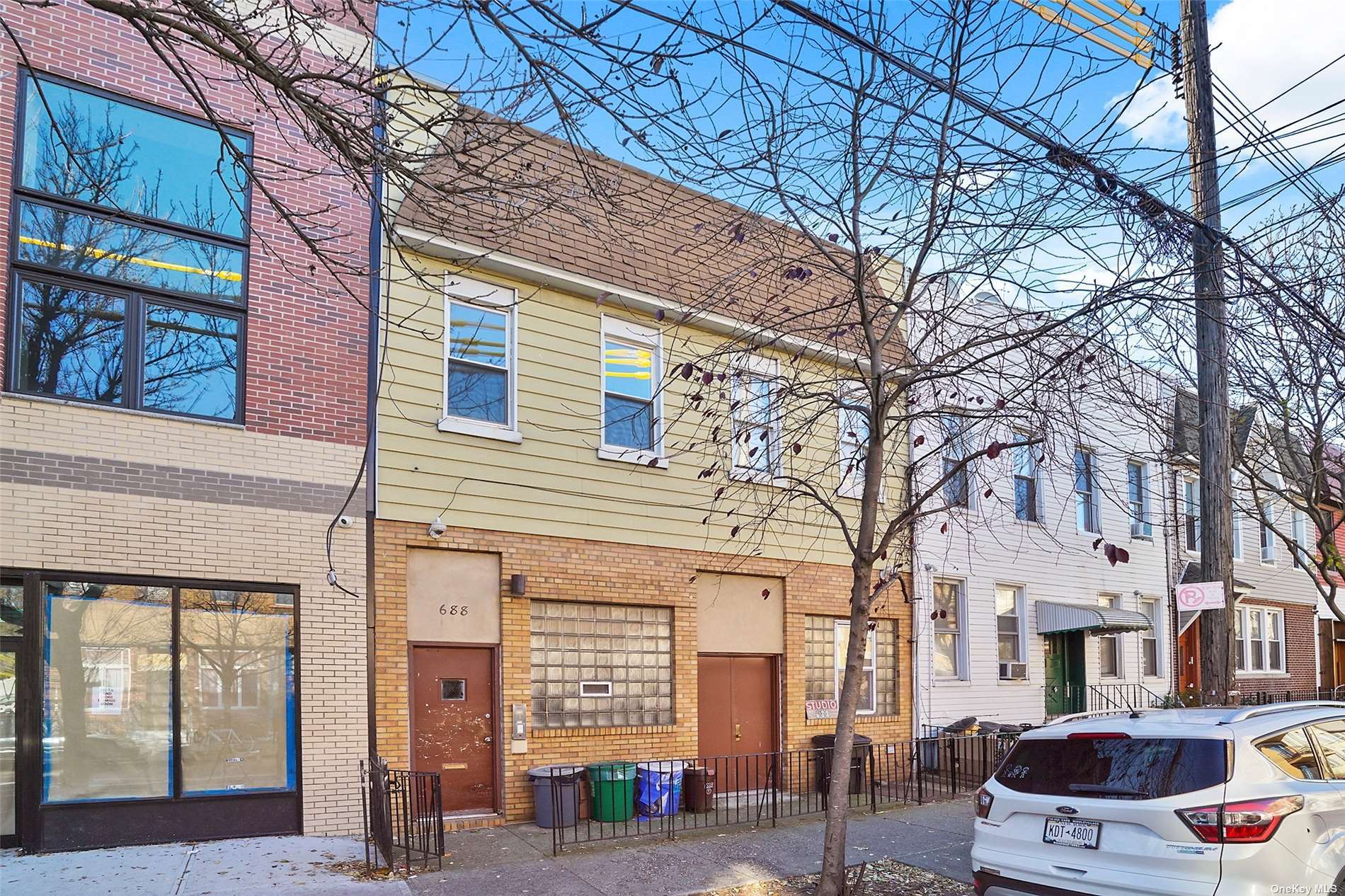 #1 photo, 688 Woodward Avenue, 皇后区 瑞吉屋 Ridgewood , NY 11385