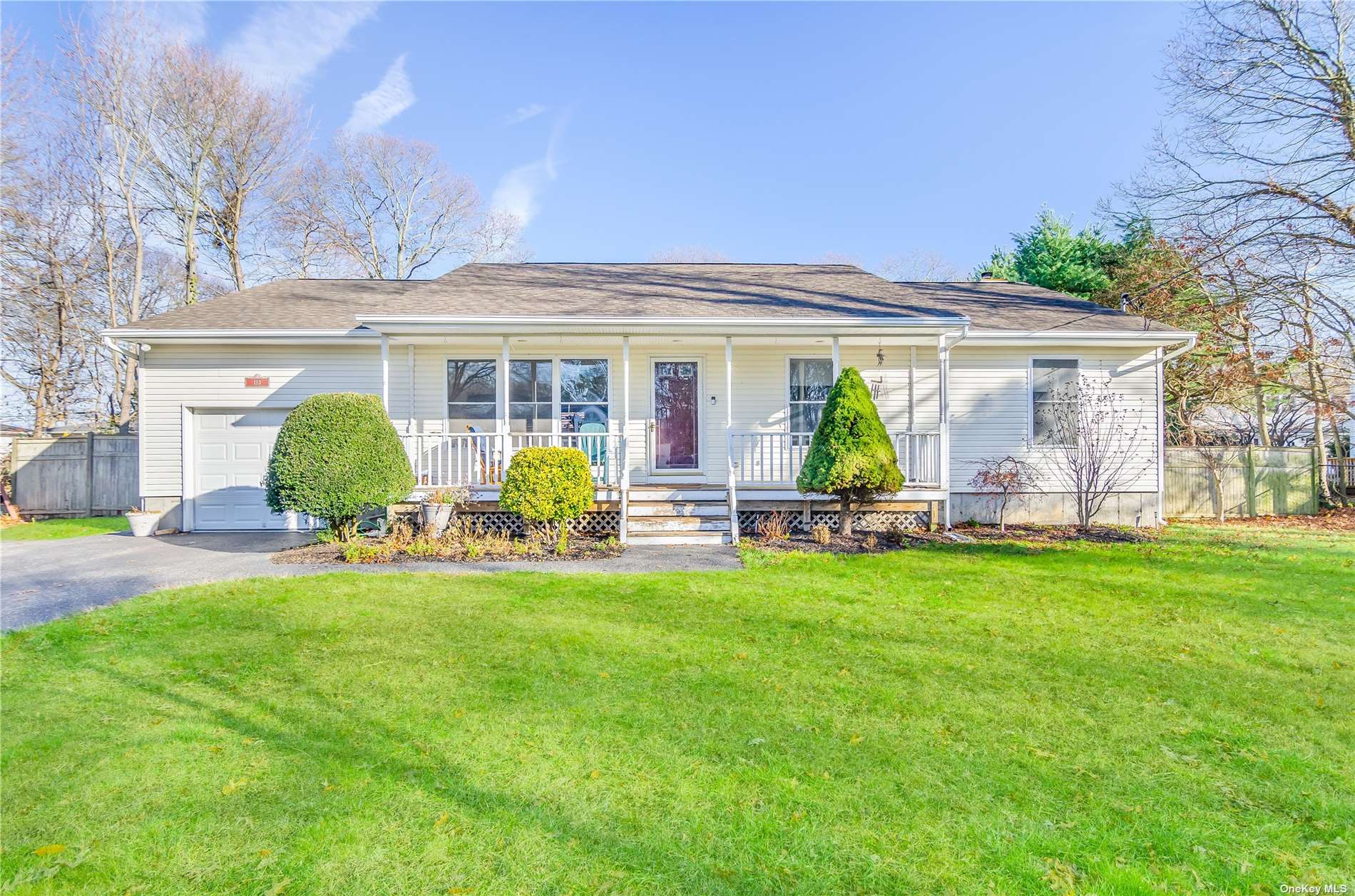 #1 photo, 183 Hagerman Avenue, East Patchogue , NY 11772