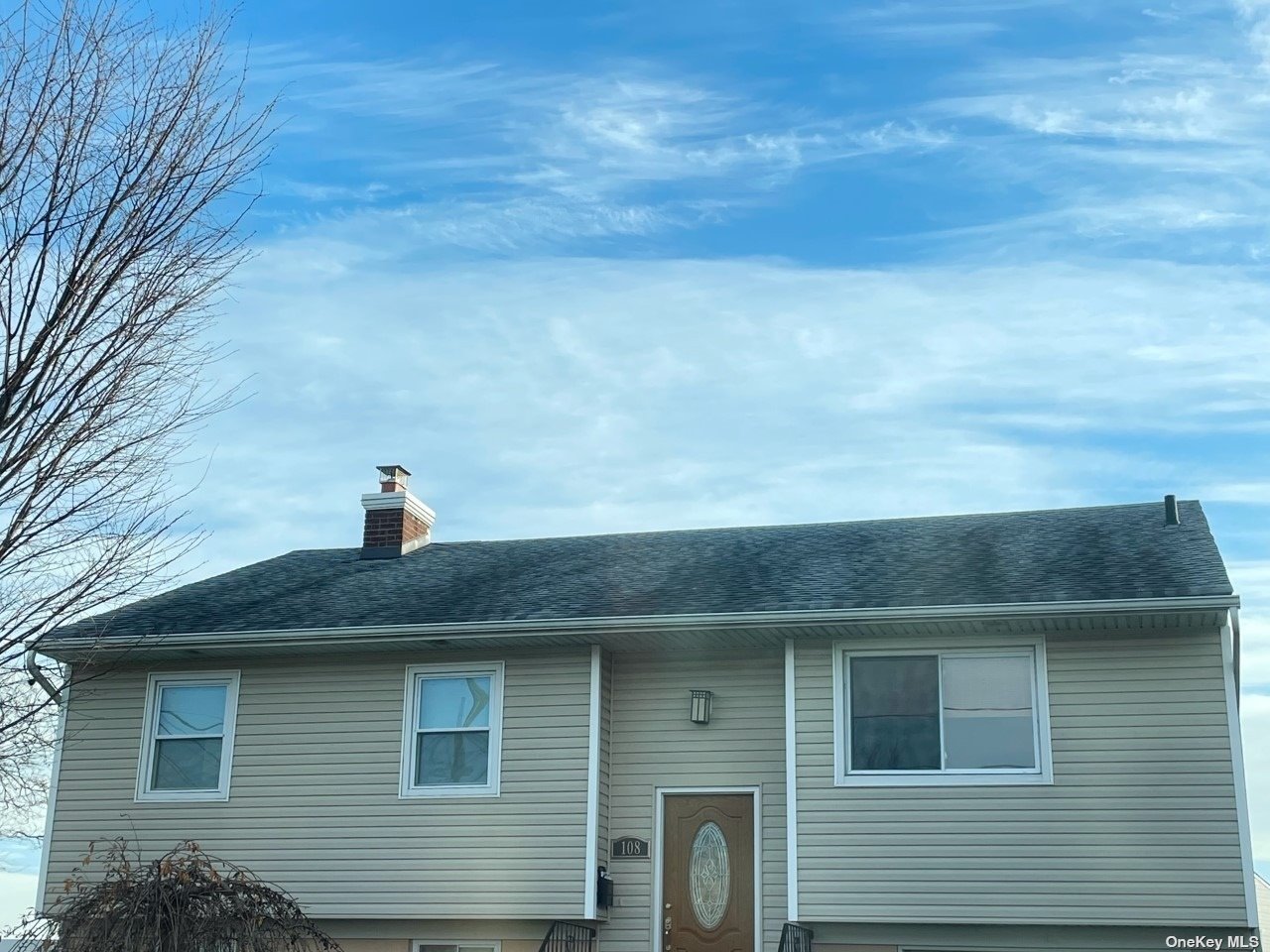 #1 photo, 108 E 1st Street, ナッソー郡 Freeport , NY 11520