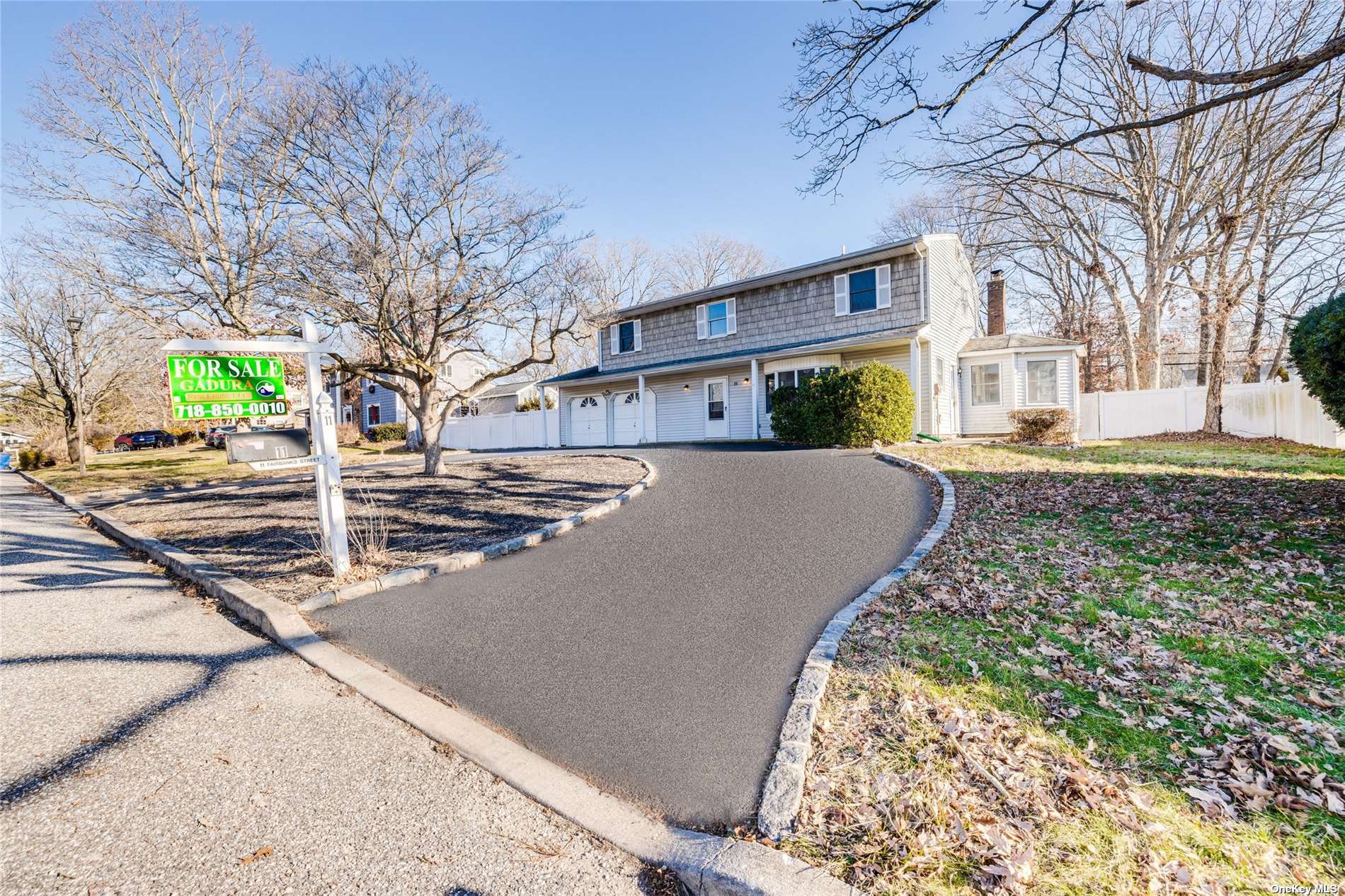 #1 photo, 11 Fairbanks Street, 東長島 Port Jefferson Station , NY 11776