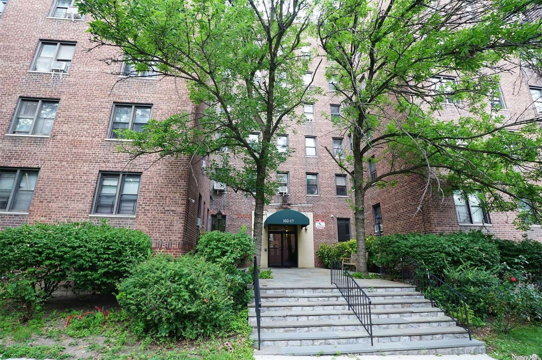 #1 photo, 102-17 64th Road, クイーンズ区 Forest Hills , NY 11375