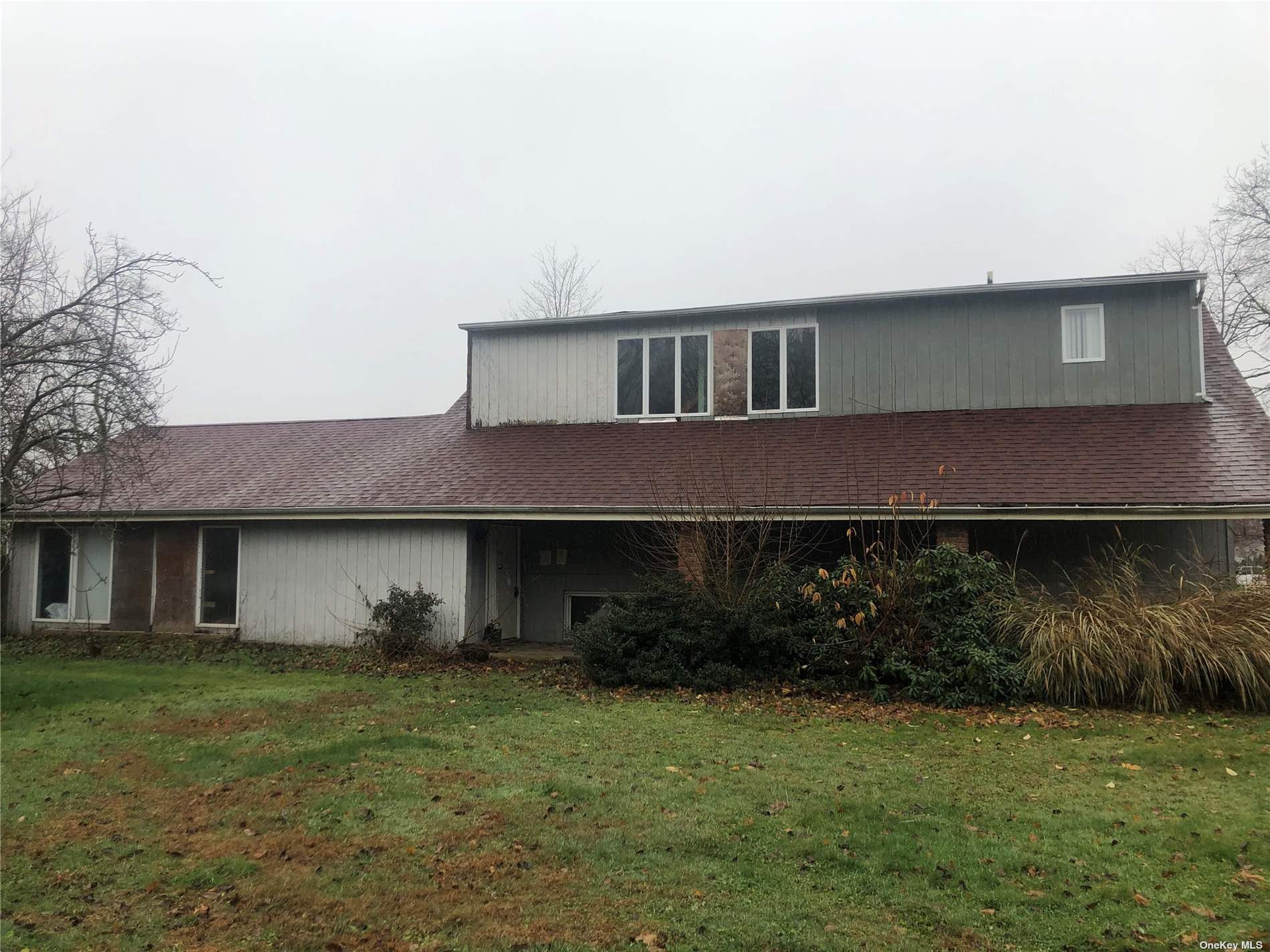 #1 photo, 12 Lynwood Avenue, 东长岛 Farmingville , NY 11738