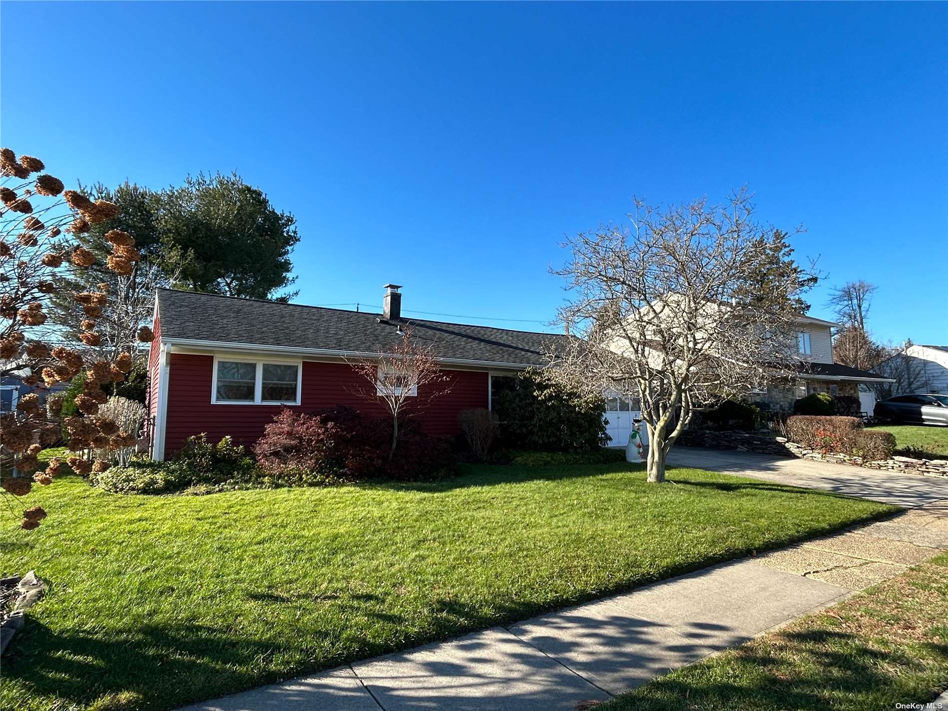 #1 photo, 8 Collins Road, 長島 格崙科夫 Glen Head , NY 11545