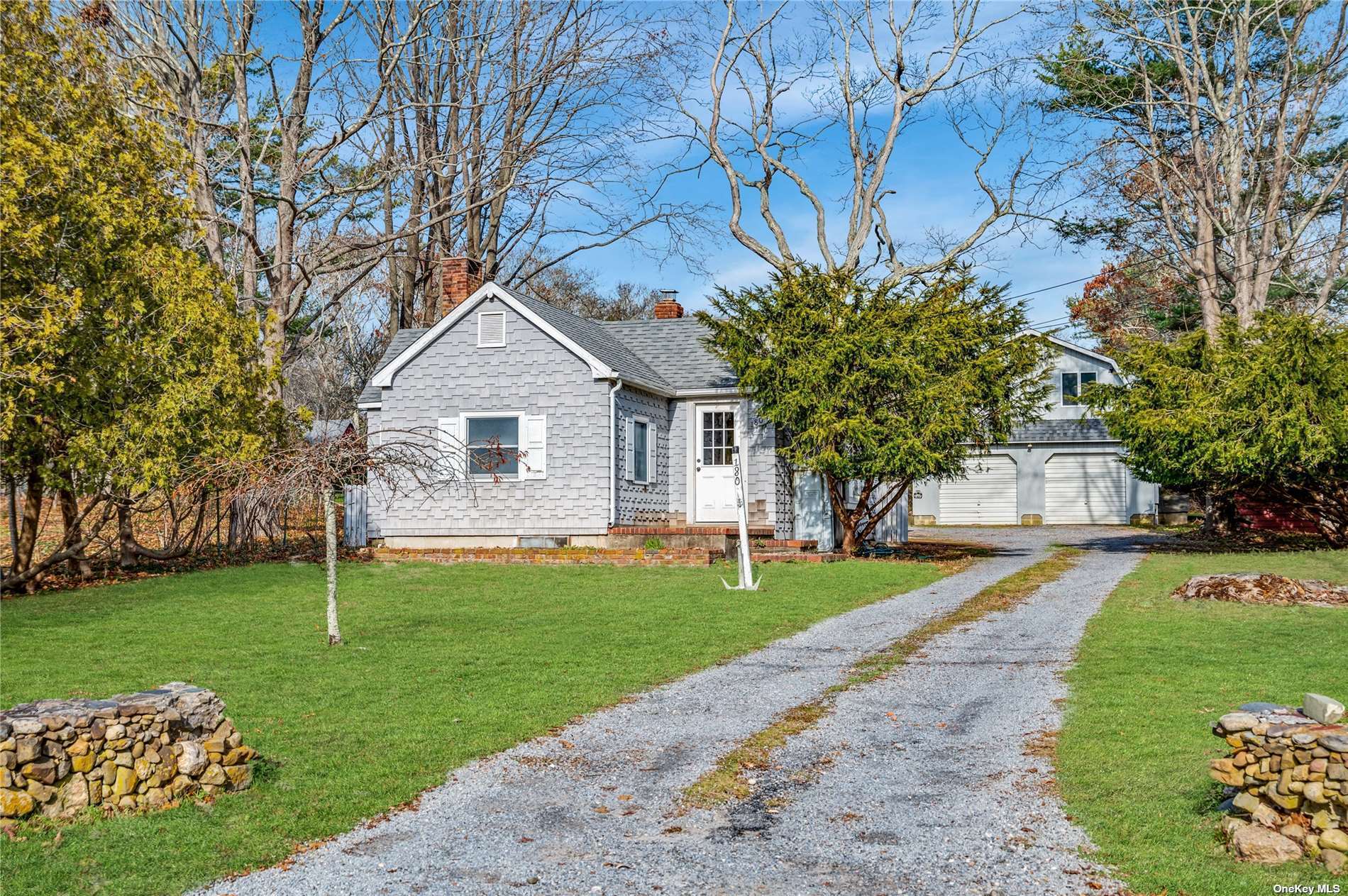 #1 photo, 180 Montauk, 東長島 Remsenburg , NY 11960