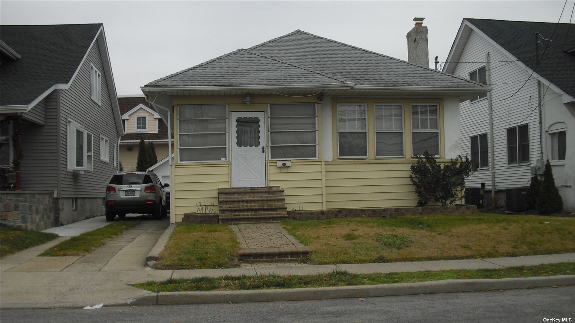 #1 photo, 2979 Waverly Avenue, 長島 Oceanside , NY 11572