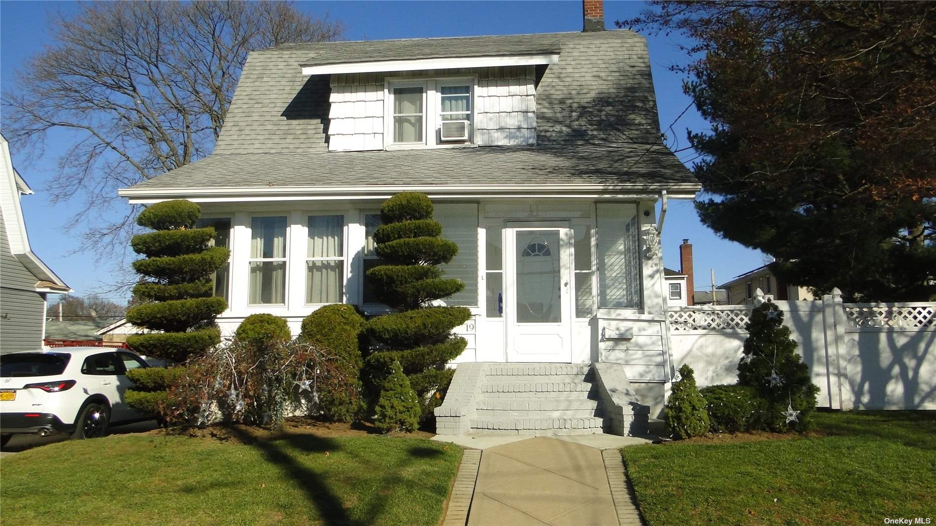 #1 photo, 19 E Argyle Street, 长岛 Valley Stream , NY 11580