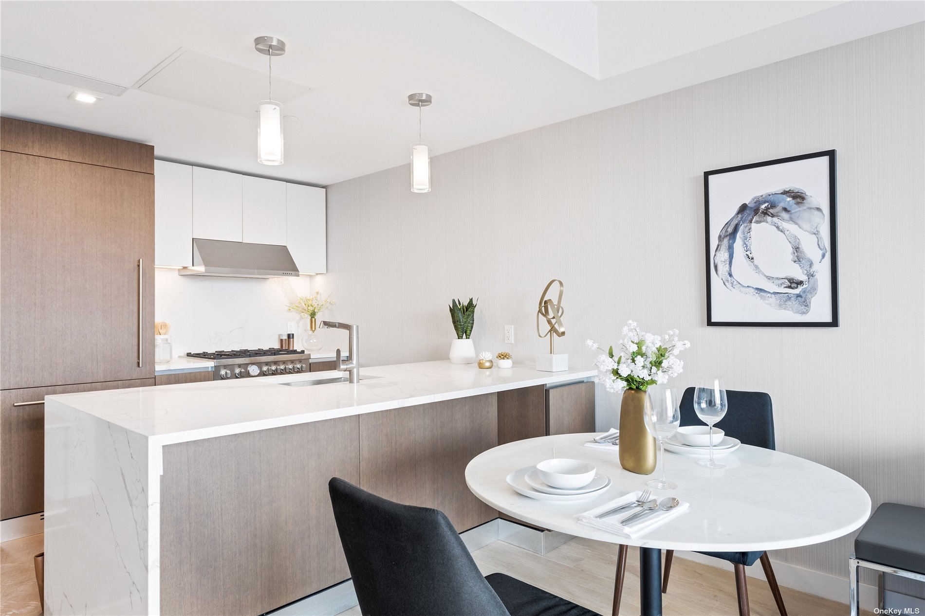 #1 photo, 33-66 Farrington Street, 法拉盛 Flushing , NY 11354