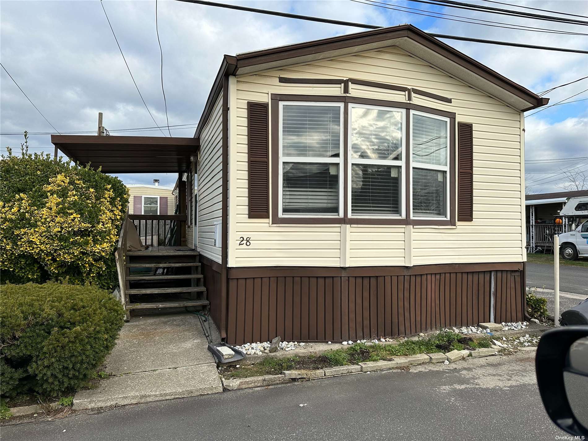 #1 photo, 1137-28 Lincoln Avenue, 東長島 Holbrook , NY 11741