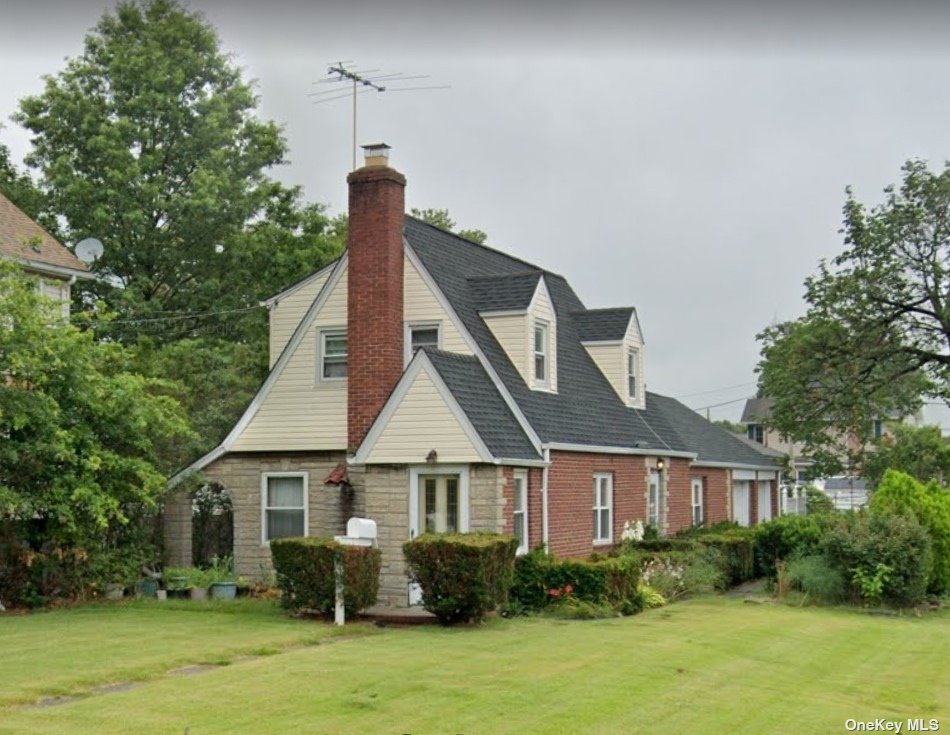 #1 photo, 40 6th Avenue, New Hyde Park , NY 11040