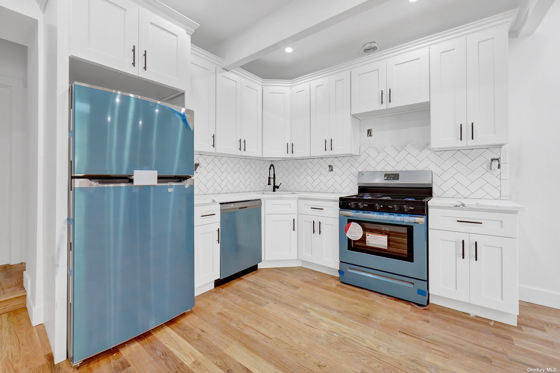 #1 photo, 737 Georgia Avenue, 布鲁克林 East New York , NY 11207