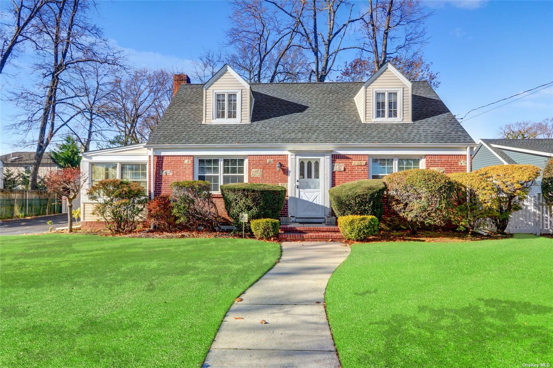 #1 photo, 2596 Foxdale Avenue, Oceanside , NY 11572