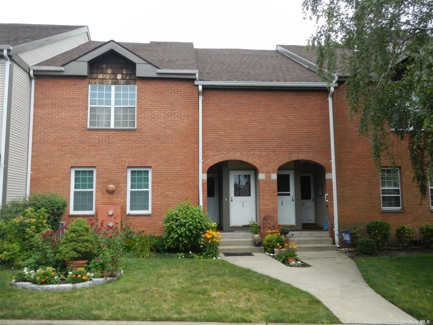 #1 photo, 34 Greenmeadow Drive, Babylon , NY 11702