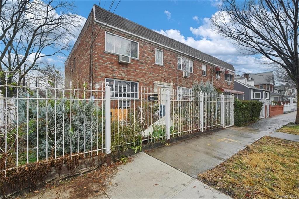 #1 photo, 4701 Bronx Boulevard, 布朗士 Bronx , NY 10470